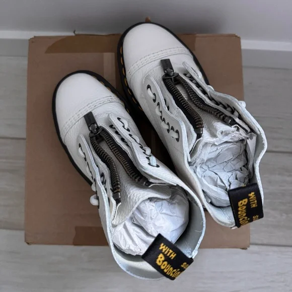 Dr. Martens Sinclair Platform Bootie (white) - Picture 8 of 9